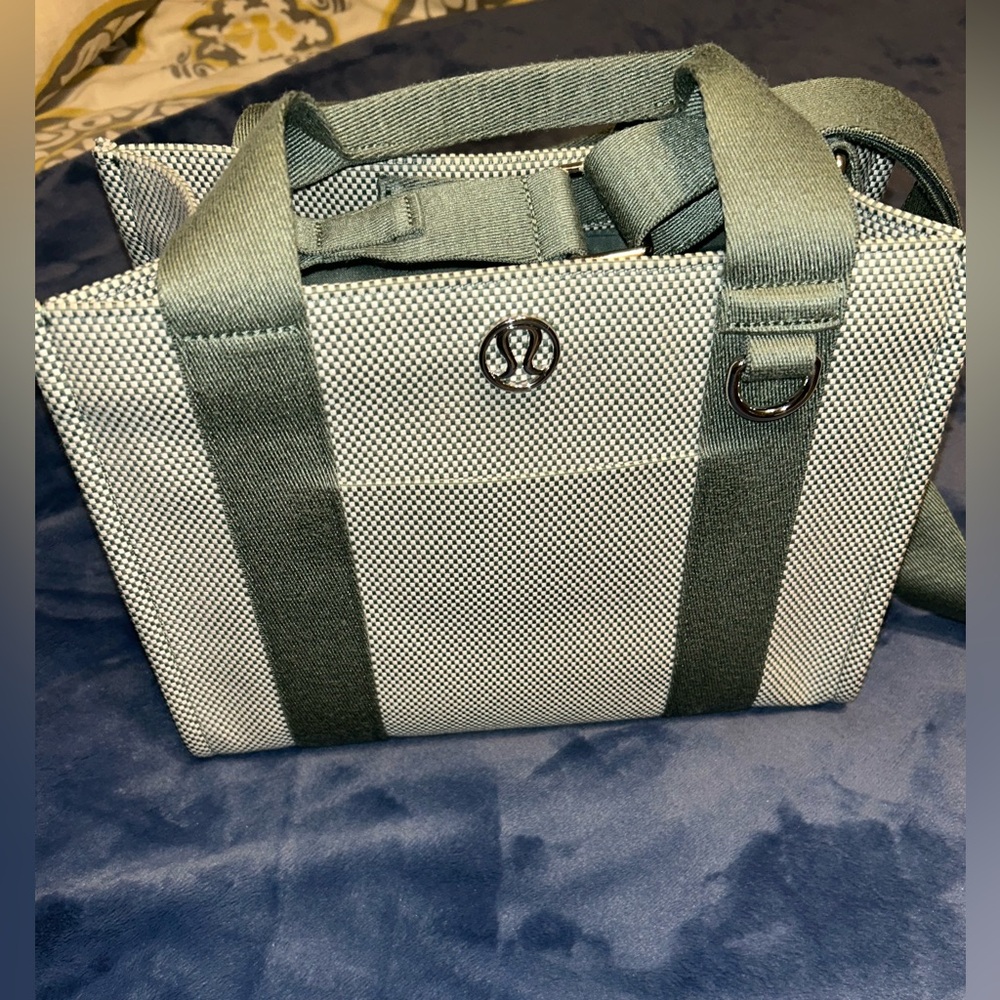 lululemon athletica Womans Green Canvas Purse